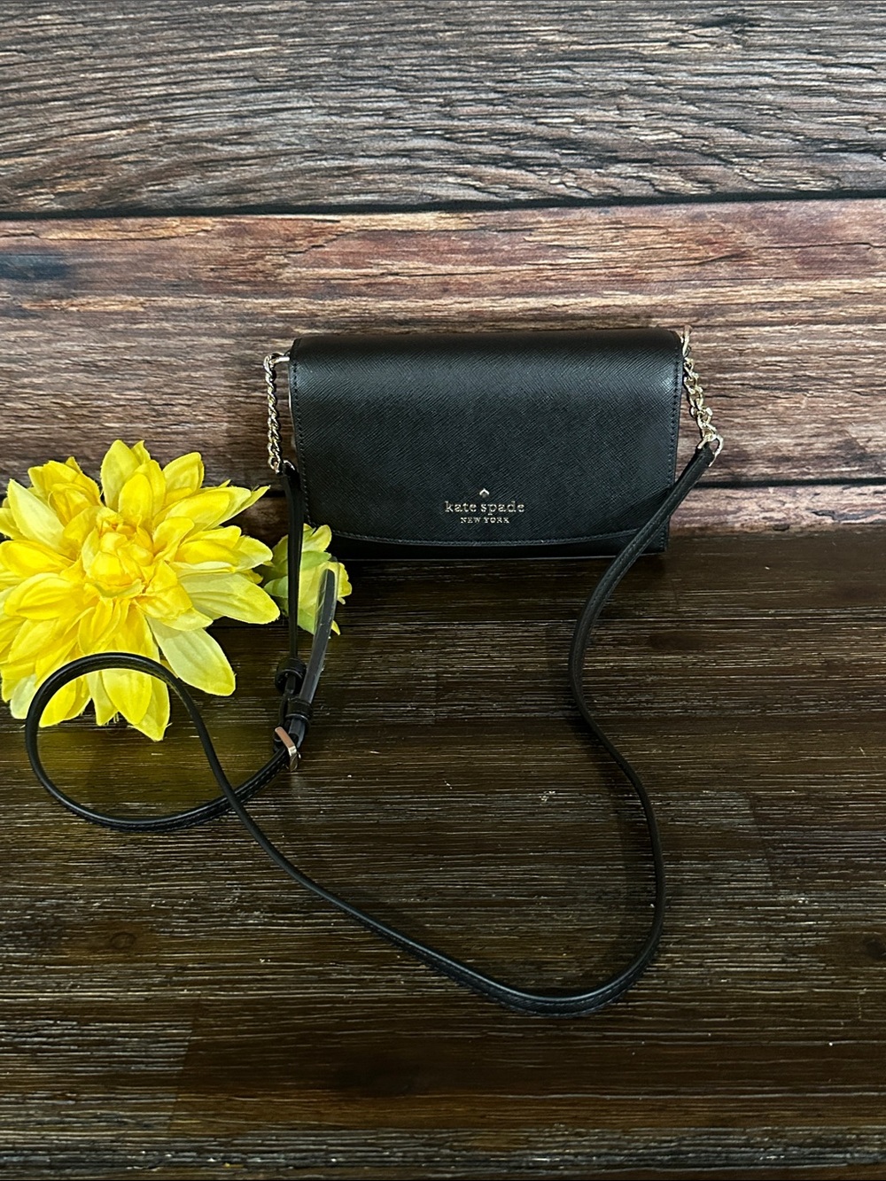 NWOT Kate spade Black Leather Crossbody with Removable Strap!